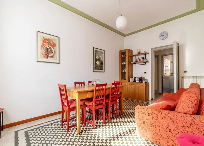 Guesthost - Bright And Roomy In Flaminio District Apartamento