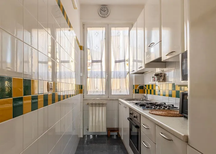 Apartamento Guesthost - Bright And Roomy In Flaminio District Roma