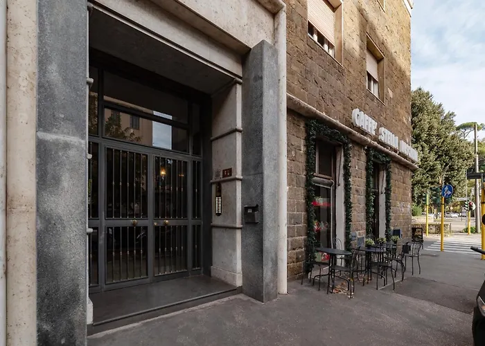 Guesthost - Bright And Roomy In Flaminio District *